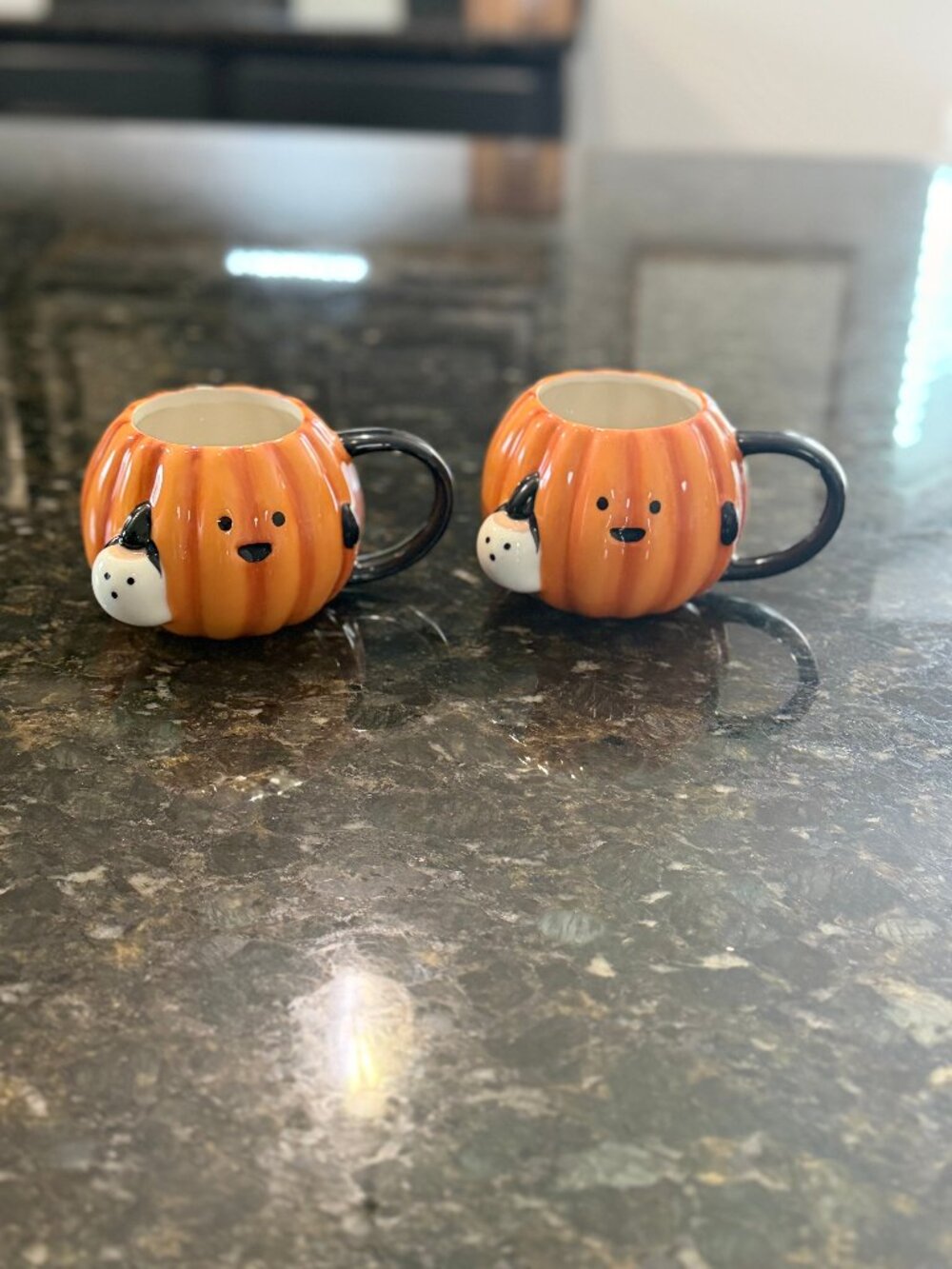 2024 Hyde & EEK! Halloween Stoneware Figural Pumpkin Mug